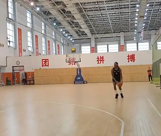 篮球小学生基本功训练教学反思怎么写_2